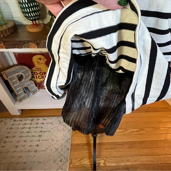 Marc Jacobs Striped Drop-Waist Dress Women’s Size Medium Black & White Peplum - Picture 4 of 9